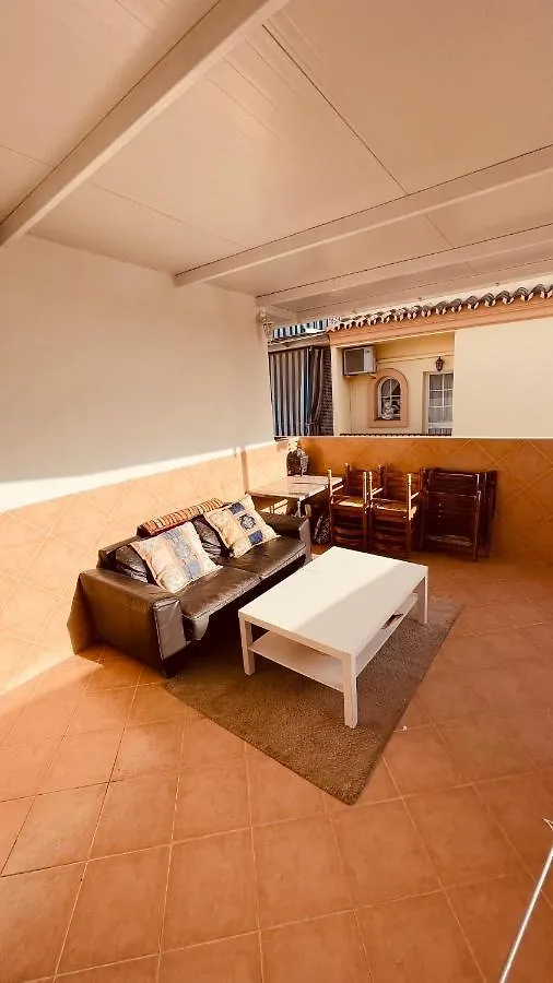 Hostal Fuengirola beach Economic Albergue