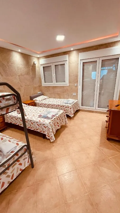 Fuengirola beach Economic Albergue 0*,  España