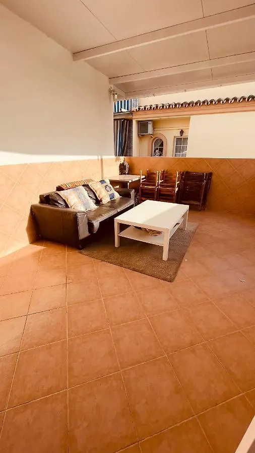 Fuengirola beach Economic Albergue 0*,