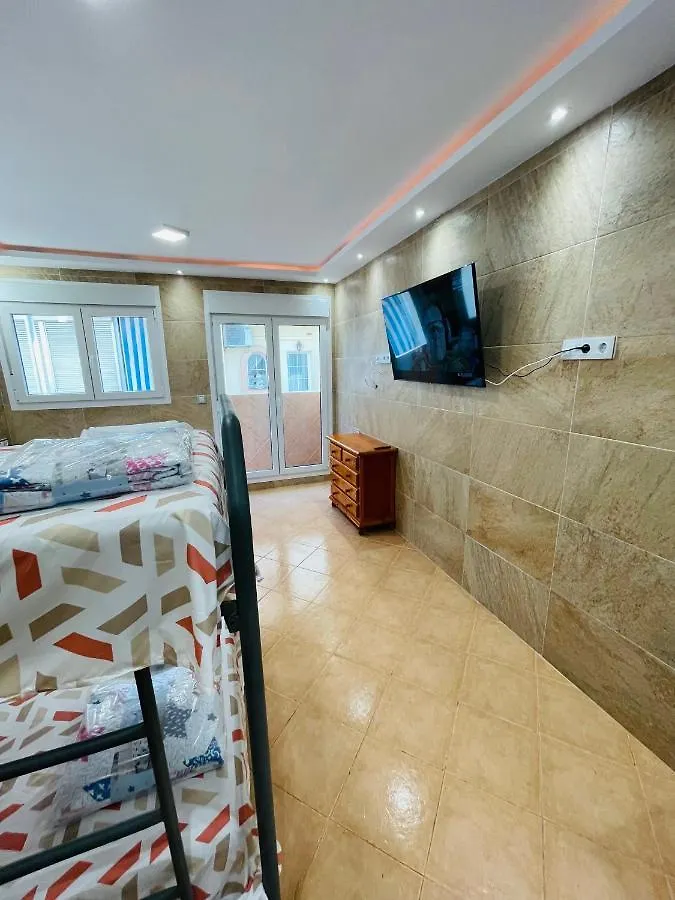 Hostal Fuengirola beach Economic Albergue España