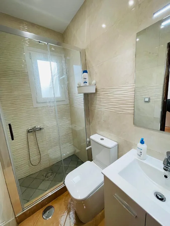 Fuengirola beach Economic Albergue España
