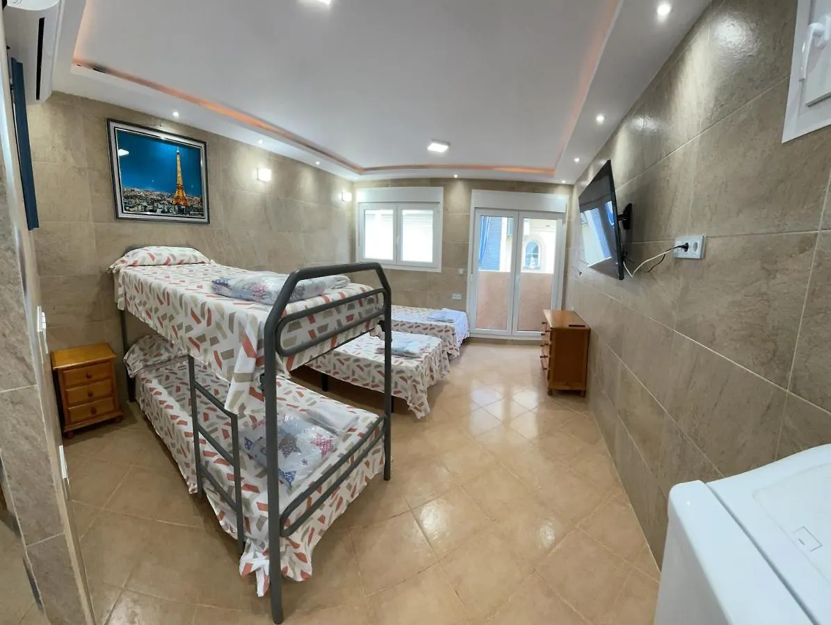 Fuengirola Economic Hostel